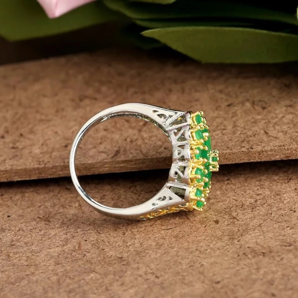 New Women’s Two Tone 925 Silver Emerald Ring - Picture 2 of 4